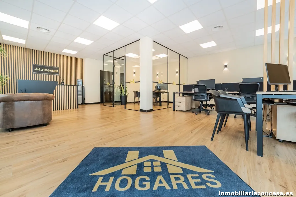 Inmobiliaria Hogares en Sevilla la Nueva