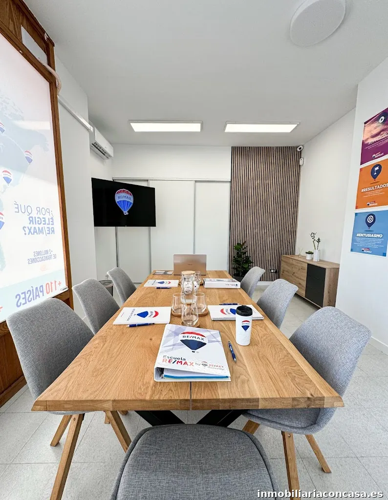 RE/MAX DEL MAR Centro de Negocios Inmobiliarios