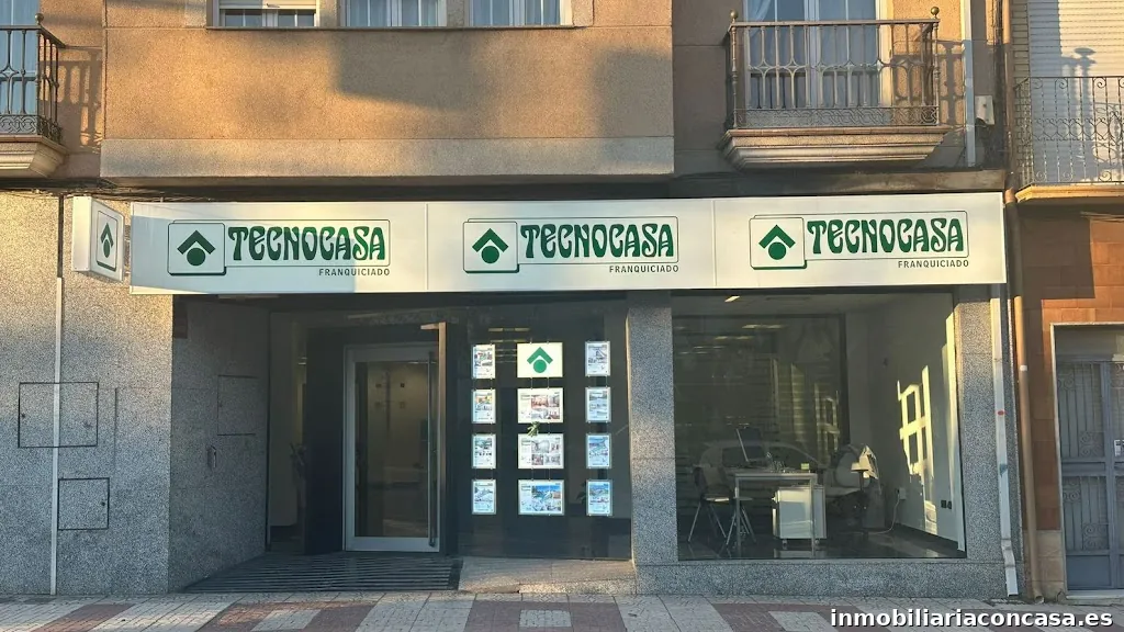 Tecnocasa agencia inmobiliaria