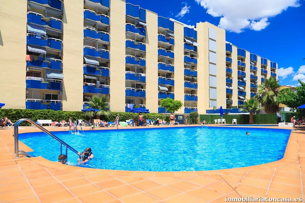 UHC Alborán Apartments