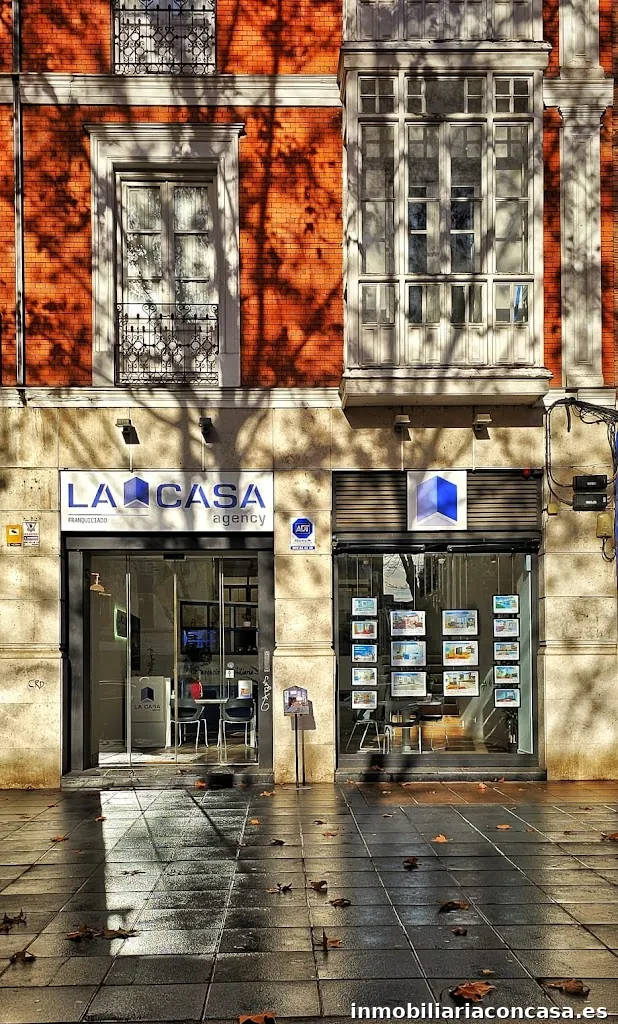 LA CASA AGENCY INMOBILIARIA - Punto Paseo Zorrilla. Valladolid Centro