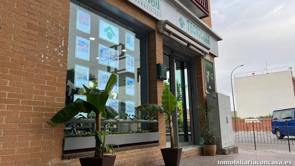 Tecnocasa agencia inmobiliaria