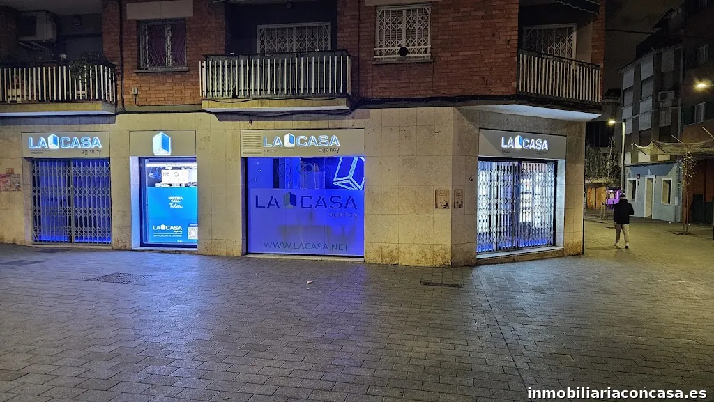 Inmobiliaria en Santa Coloma de Gramenet | La Casa Agency