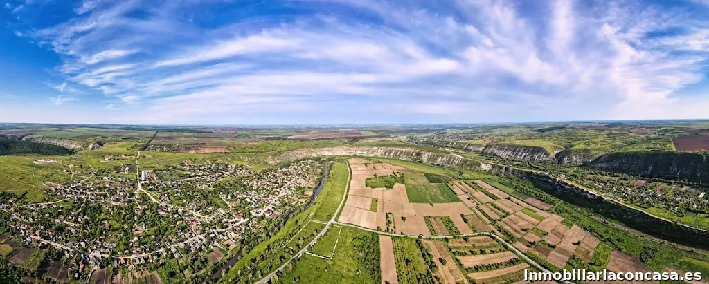 Inmobiliaria Decampo: Venta de fincas y viviendas urbanas en Extremadura
