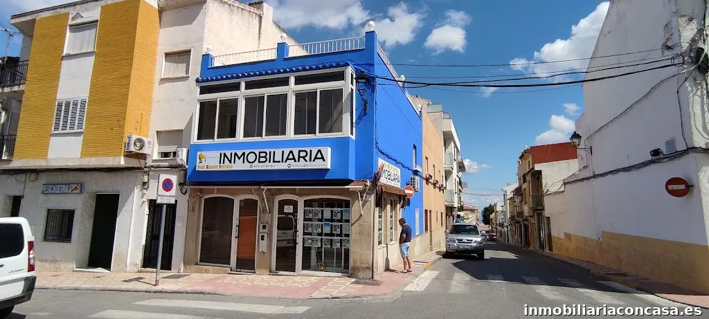 Inmobiliaria en Mancha Real Juan Ramón Serrano desde el año 2000