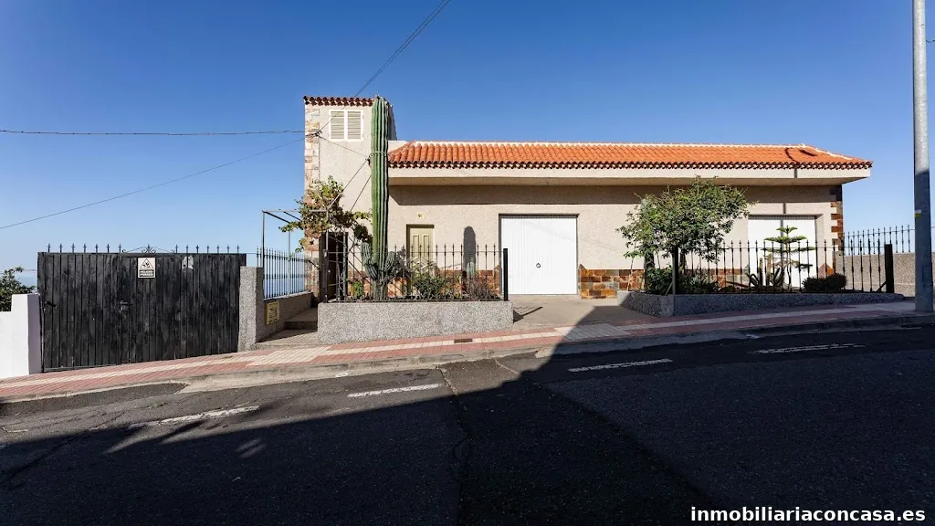 Asesor inmobiliario Joseph Suñe