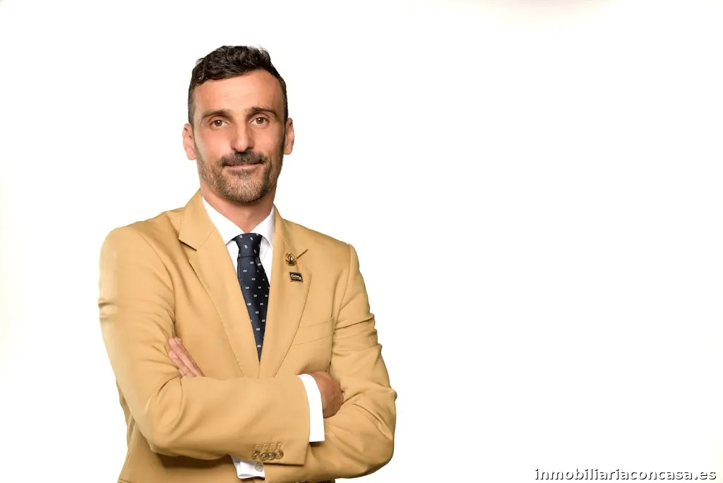 Oscar Ollés Asesor inmobiliario en Les Corts, Barcelona / Century 21 Smart Point