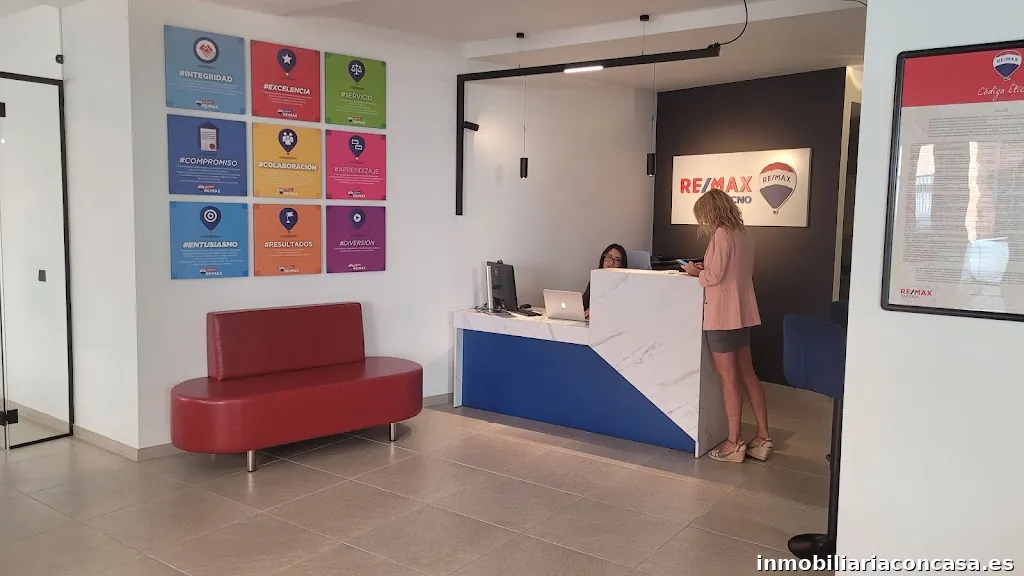 RE/MAX Tecno - Inmobiliaria en Ciempozuelos