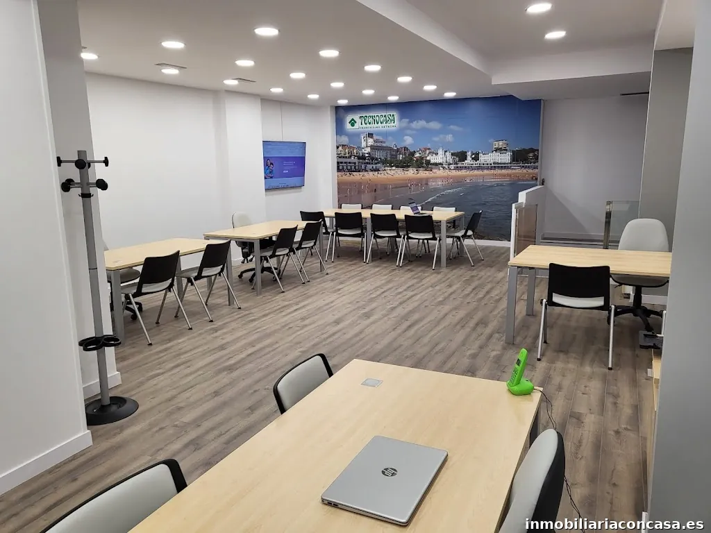 Tecnocasa agencia inmobiliaria