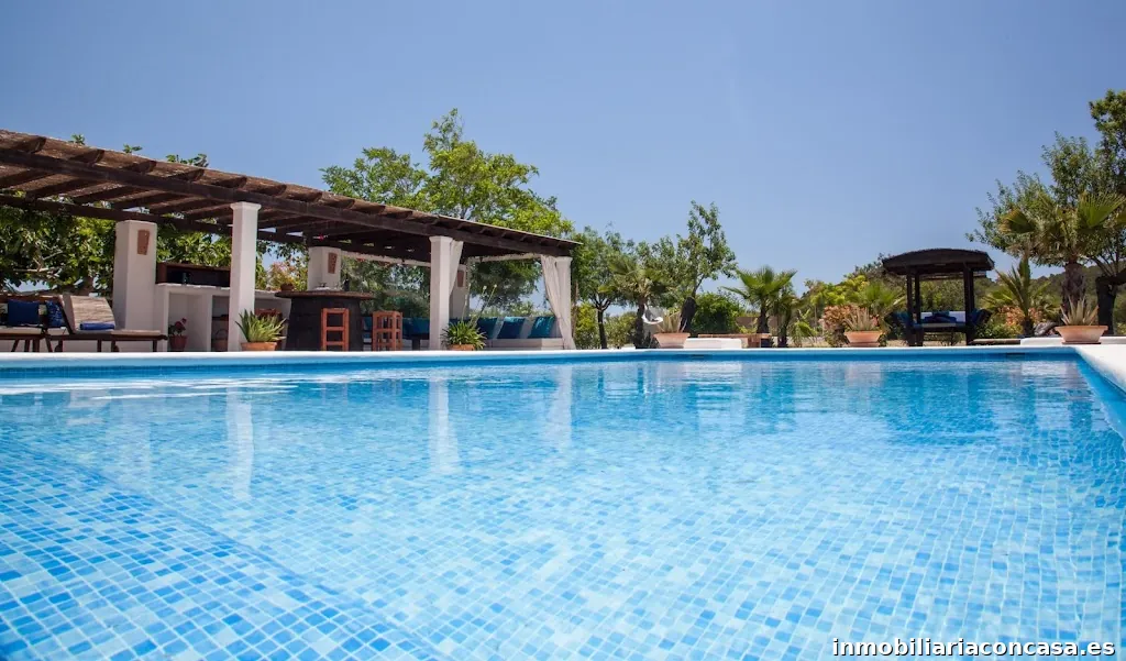 Rent Ibiza Holiday Villas