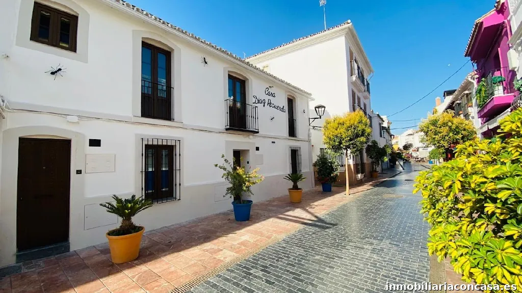 Surdays Alquiler en Estepona