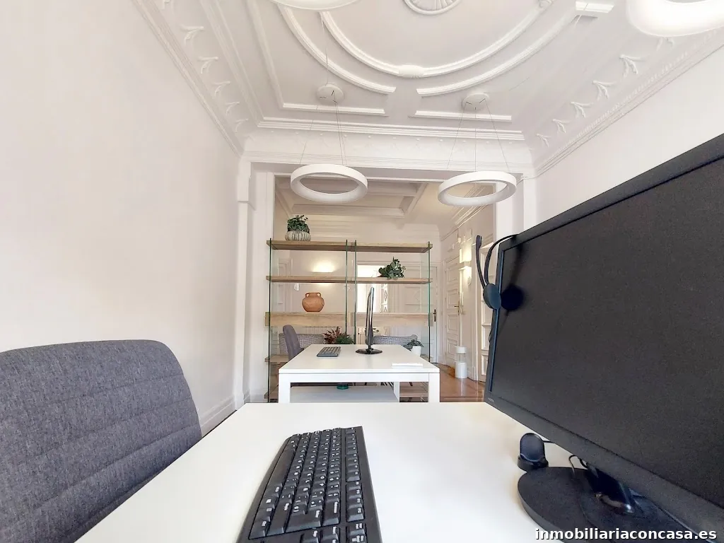 BUHUB V29 Centro de negocios / Coworking