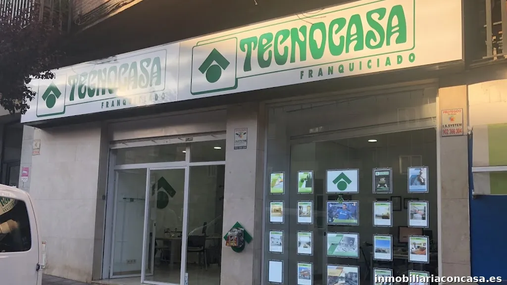 Tecnocasa agencia inmobiliaria