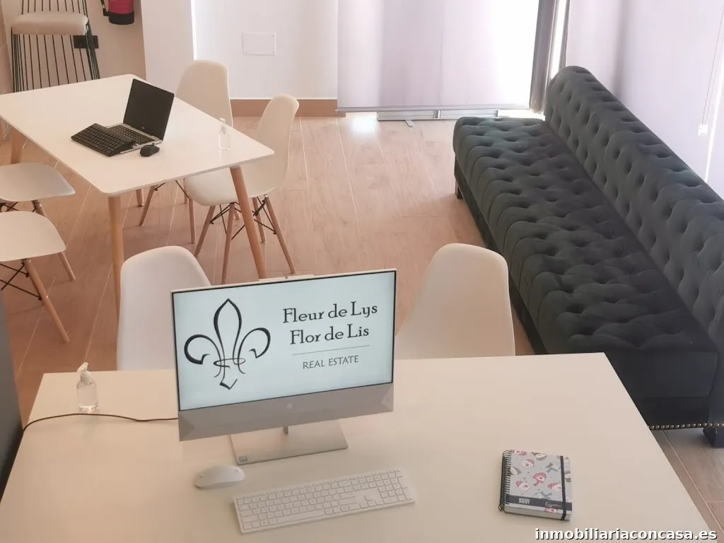 Inmobiliaria Flor de Lis , Fleur de Lys Real Estate
