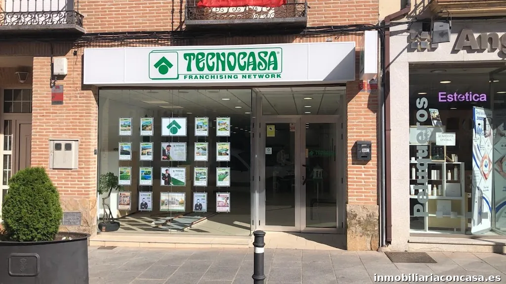 Tecnocasa agencia inmobiliaria