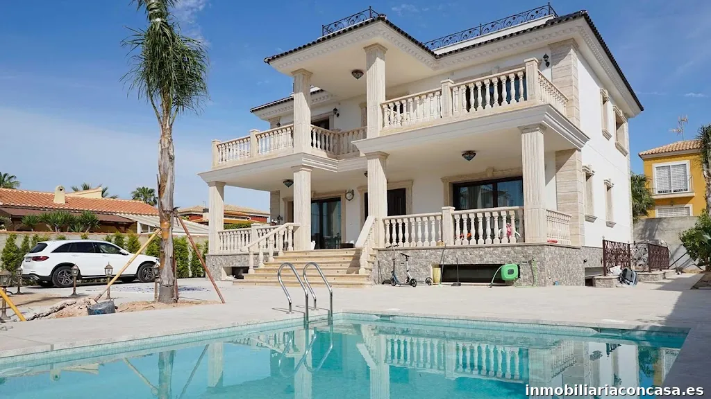 ARCOSTEC GROUP 2020, S.L.