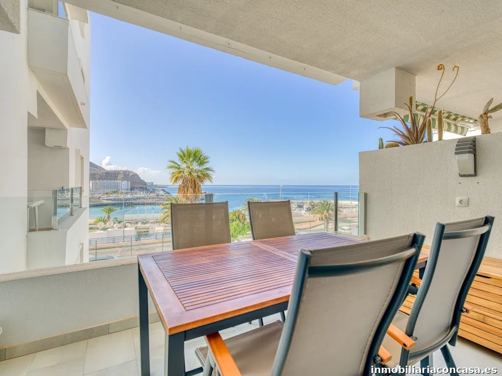 Stay in Gran Canaria