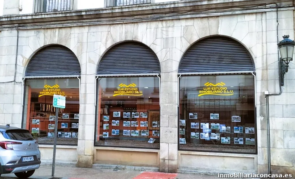 Lur Estudio Inmobiliario SL