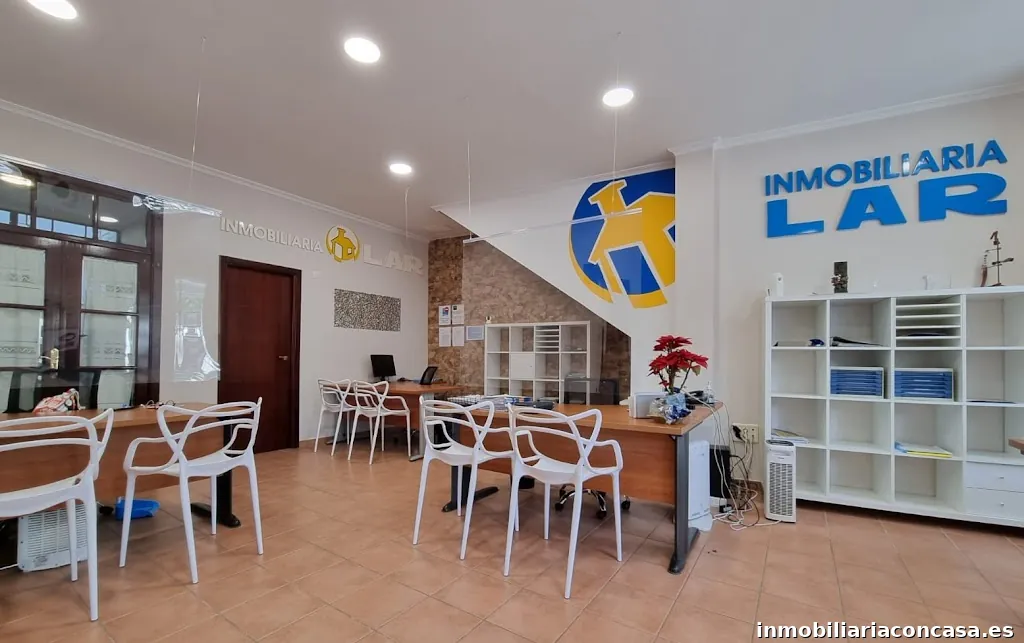 Inmobiliaria LAR
