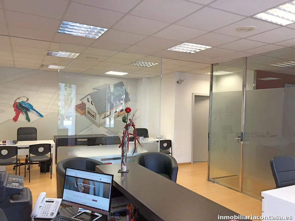 DelaTorre Serveis Immobiliaris