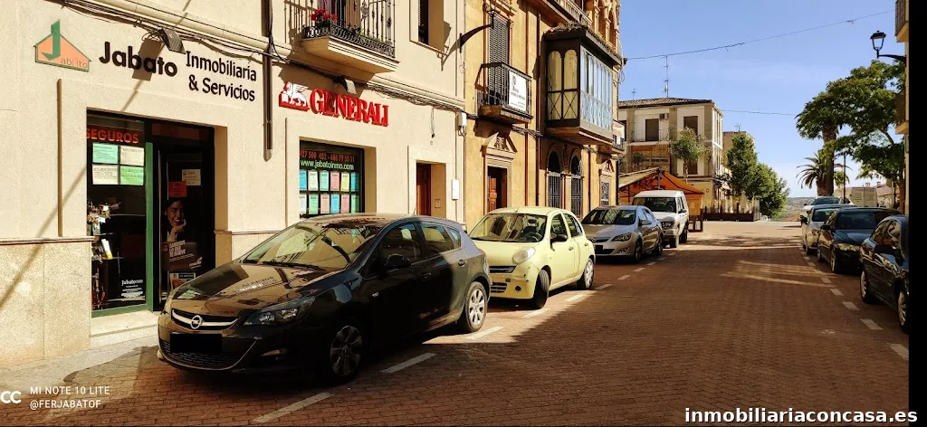 INMOBILIARIA & SERVICIOS JABATO