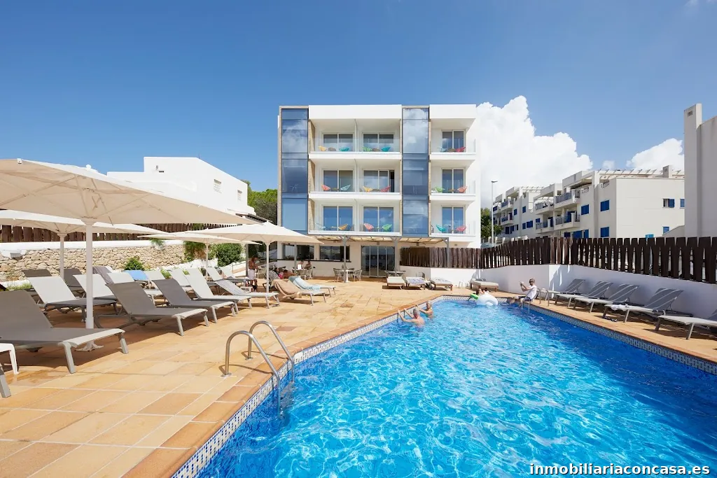 Sol Bahía Ibiza Suites
