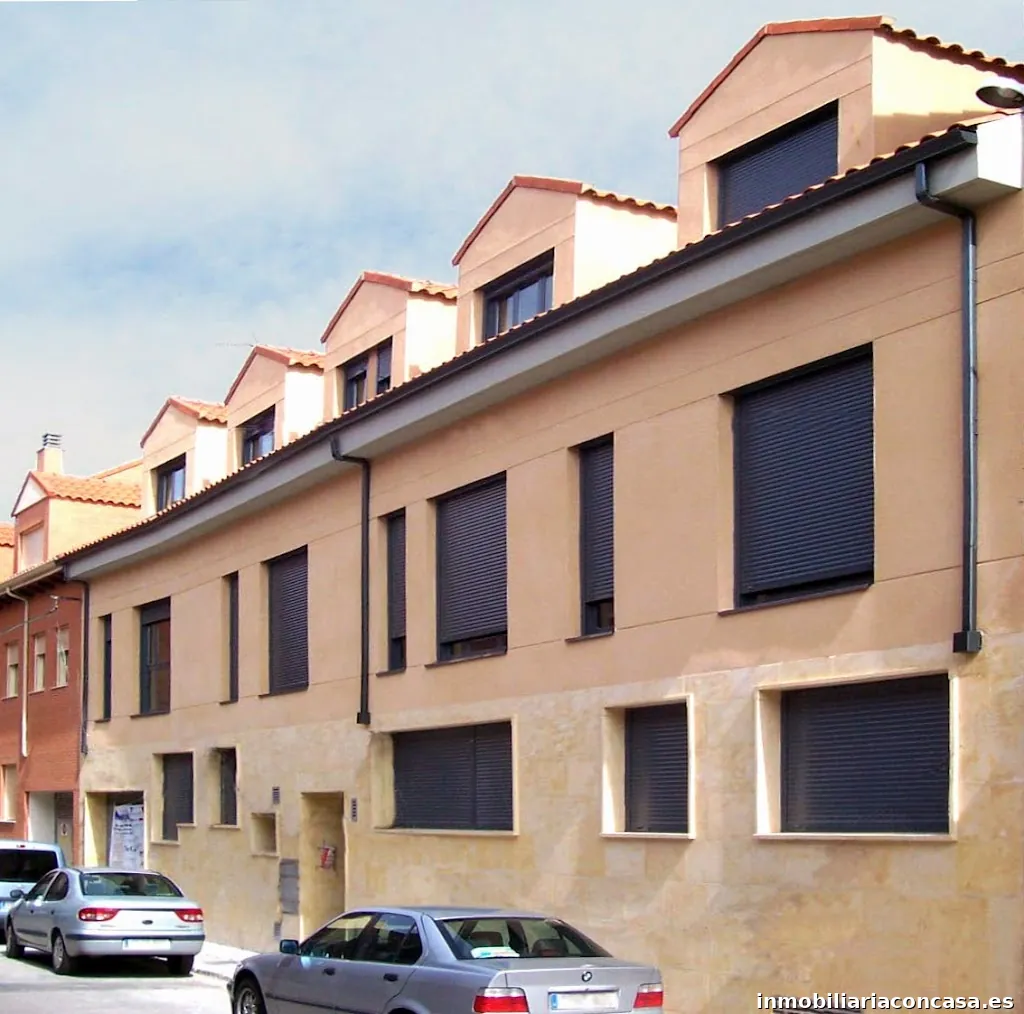 Edificio ODENER. Pisos y garajes