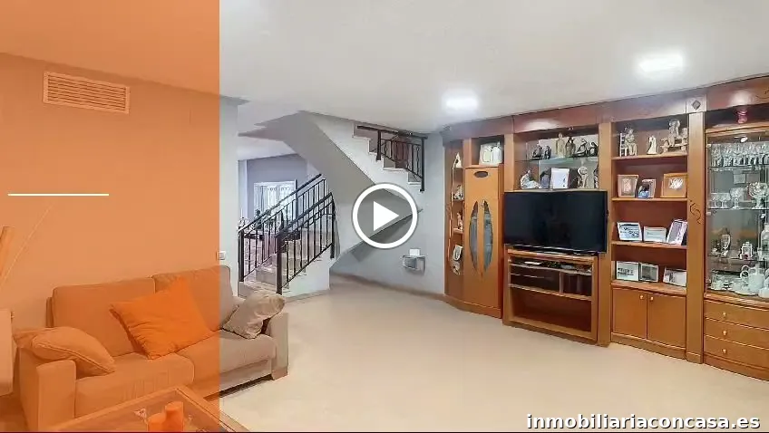 Raquel Viana-Asesora inmobiliaria SAFTI-Barcelona