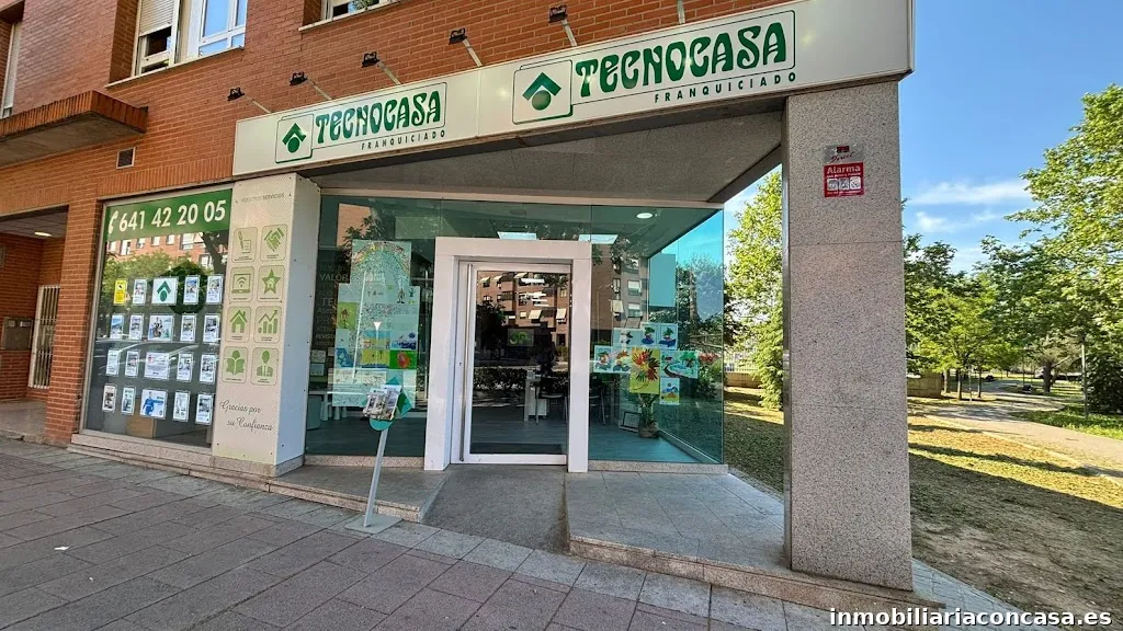 Tecnocasa agencia inmobiliaria