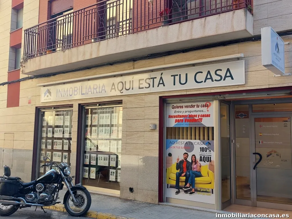 Inmobiliaria - AQUÍ ESTÁ TU CASA