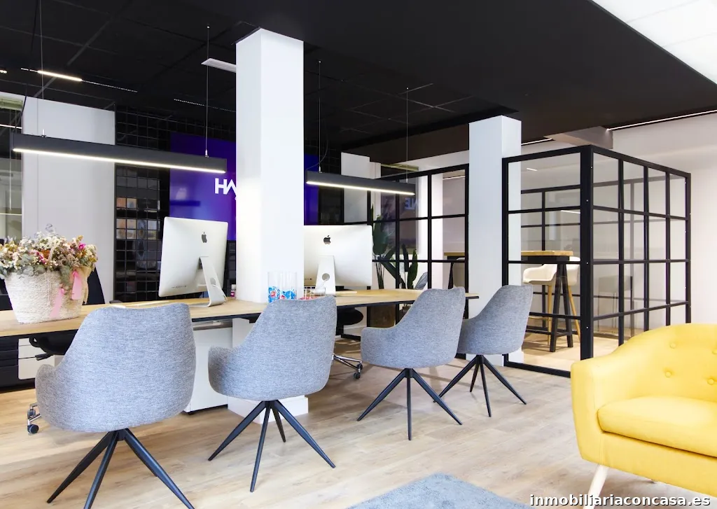 HABITALE CATARROJA | MOON