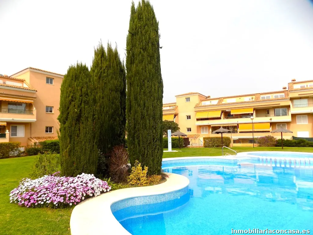 PISOS y CHALETS.COM