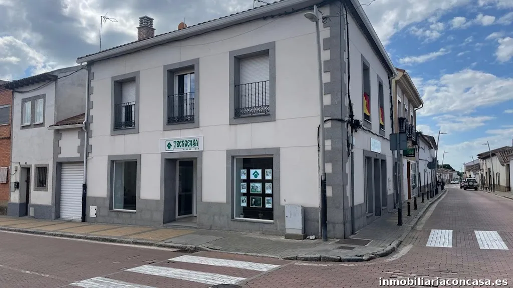 Tecnocasa agencia inmobiliaria