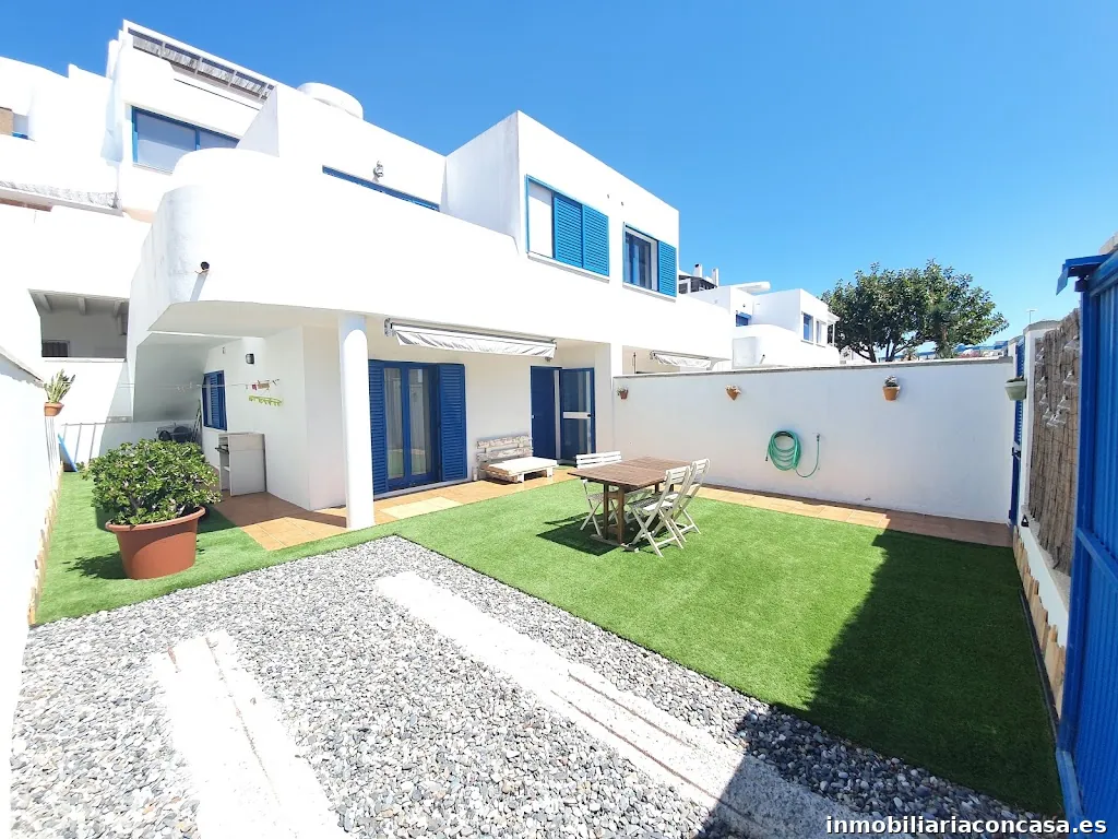 Tarifa Cozy House - GARDEN | BEACH | PARKING | PETS | WIFI